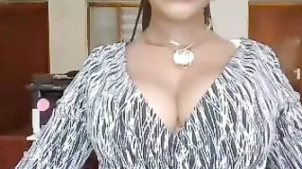 missytrig juicy breasts and smooth pussy
