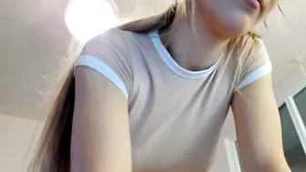 alesia__ Incendiary babe dabbles with a vibrator