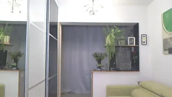 dyanamite Cute babe fingering pussy with sex toy