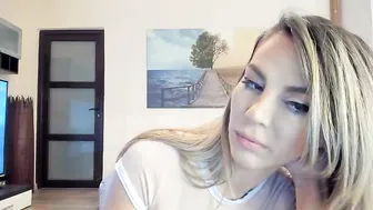 alesia__ gorgeous cums