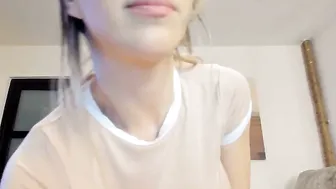 alesia__ Openwork bitch shows big tits