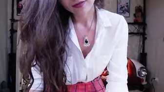 serendypity swallows a toy