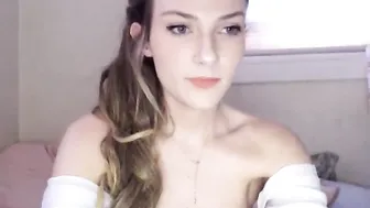 zeta_bb Young beauty seduces the virgin body