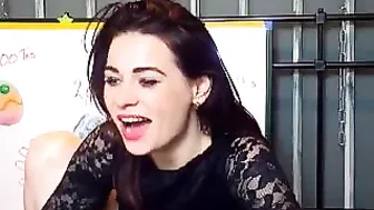 spicyfox Black haired bitch shows her boobs