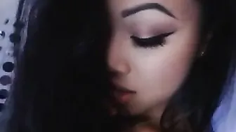 sincityvee Blonde girl masturbates relish vagina