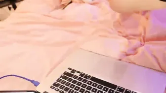 kateelife Crazy Quit sucking dick