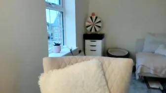amberj fucking herself in her pussy