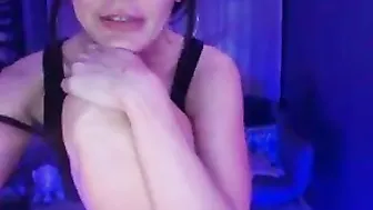 posie Shy babe fucks her cunt with a sex toy