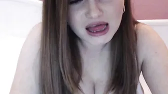 busty_ema skin posing nude