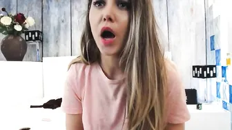 nelliecute Slut in uniform dancing in dim lighting