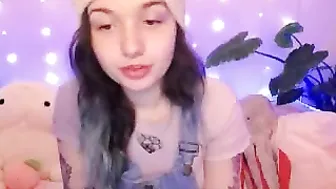 lilkittenluna played with tits