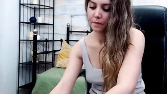 nelliecute Dark haired bitch caresses vaginal opening