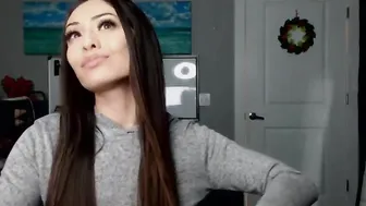 natasha_ty Fascinating girl masturbating fingers