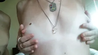 sluttylilsister black haired lady puts big tits