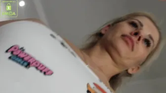 jerico_and_kelciemonaci sexy girl takes off her underwear
