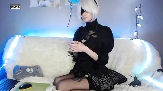 virtual_lady on the tonsils