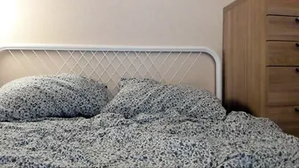 spivi hot mare fucks sex toy