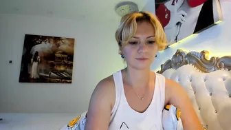 kiradivine adult broadcasr 3.03.2019