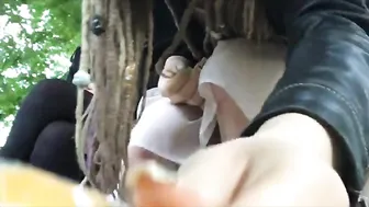 Russia2Day alluring hottie has shaved pussy