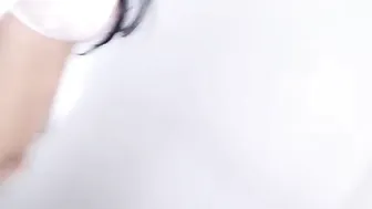missssmia nude bitch fucks pussy with phallus