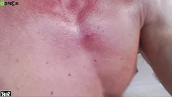robxxxrider covering her tits with a shirt caresses her clit