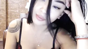 missssmia pretty girl masturbates cap