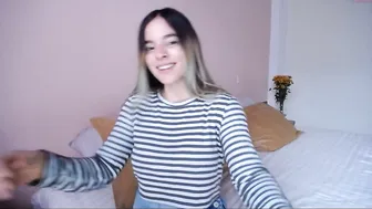 kendalltyler busty babe caresses nipples