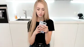 guest324 fucks herself in red dildo