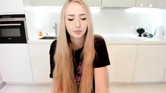 guest324 cute bitch masturbates with a vibrator