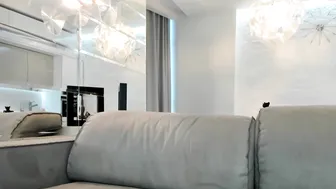 guest324 babe plays with rubber dildo