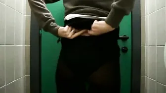 Miss Melnitts hot lady masturbates