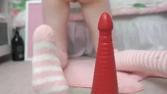 Tweetney busty blonde hot jerks off her cunt
