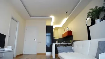 porn hd beautiful bitch caresses the body