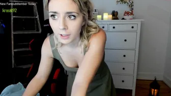 kimilee22 cum from vibrator