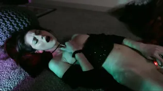 DaphneJo ends only with cancer