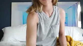 nikiskyler_ ardent hottie gets a huge booty