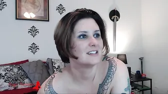 roughromantics graceful bitch fucks both holes